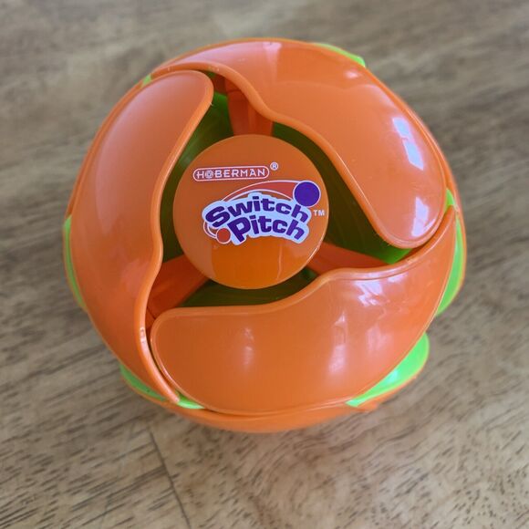 HOBERMAN Switch Pitch‎ Ball Toy ~ 4” ~ Orange/Green ~2003 Vintage - Picture 1 of 3